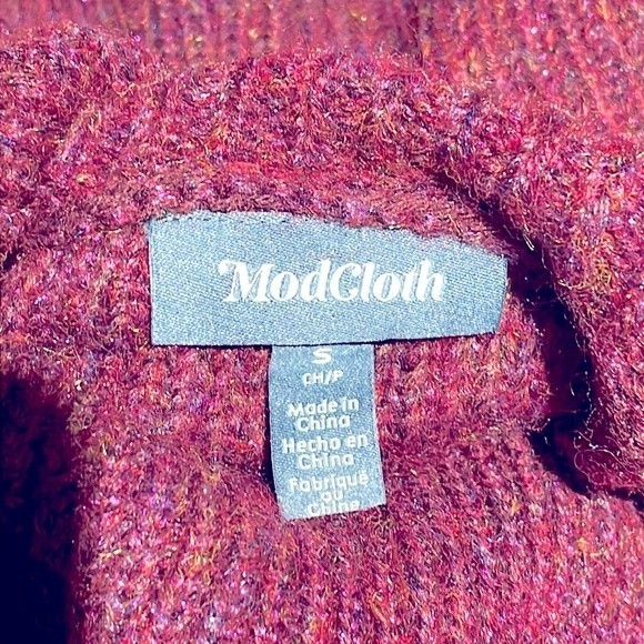 Modcloth Playing it Cowl Tunic Sweater Burgundy Size Small - Picture 6 of 9